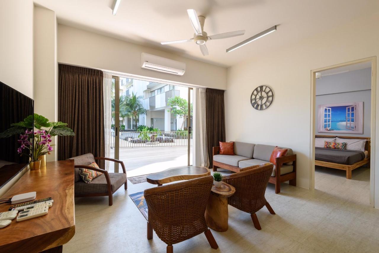 By The Sea Beach Front Apartment Batu Ferringhi Extérieur photo