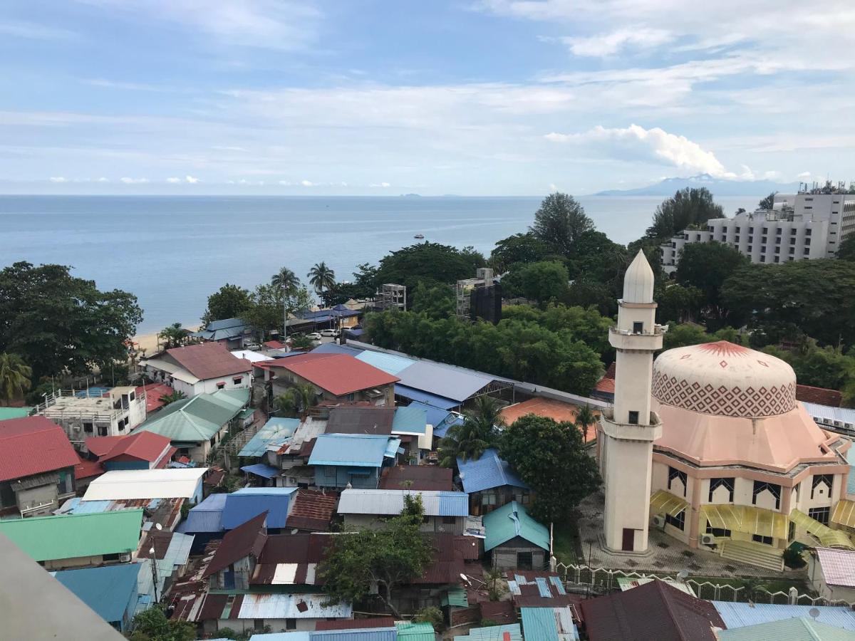 By The Sea Beach Front Apartment Batu Ferringhi Extérieur photo