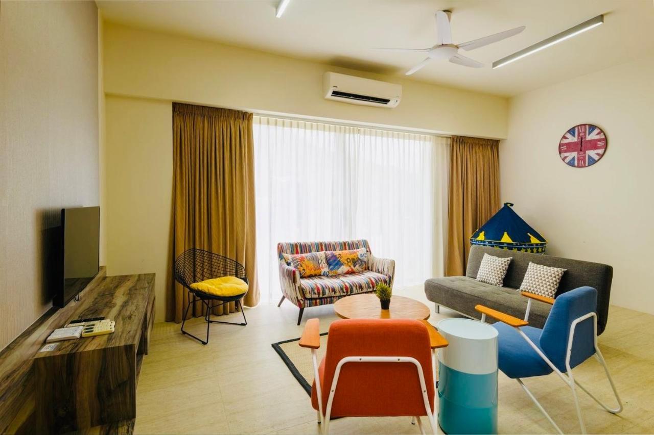 By The Sea Beach Front Apartment Batu Ferringhi Extérieur photo