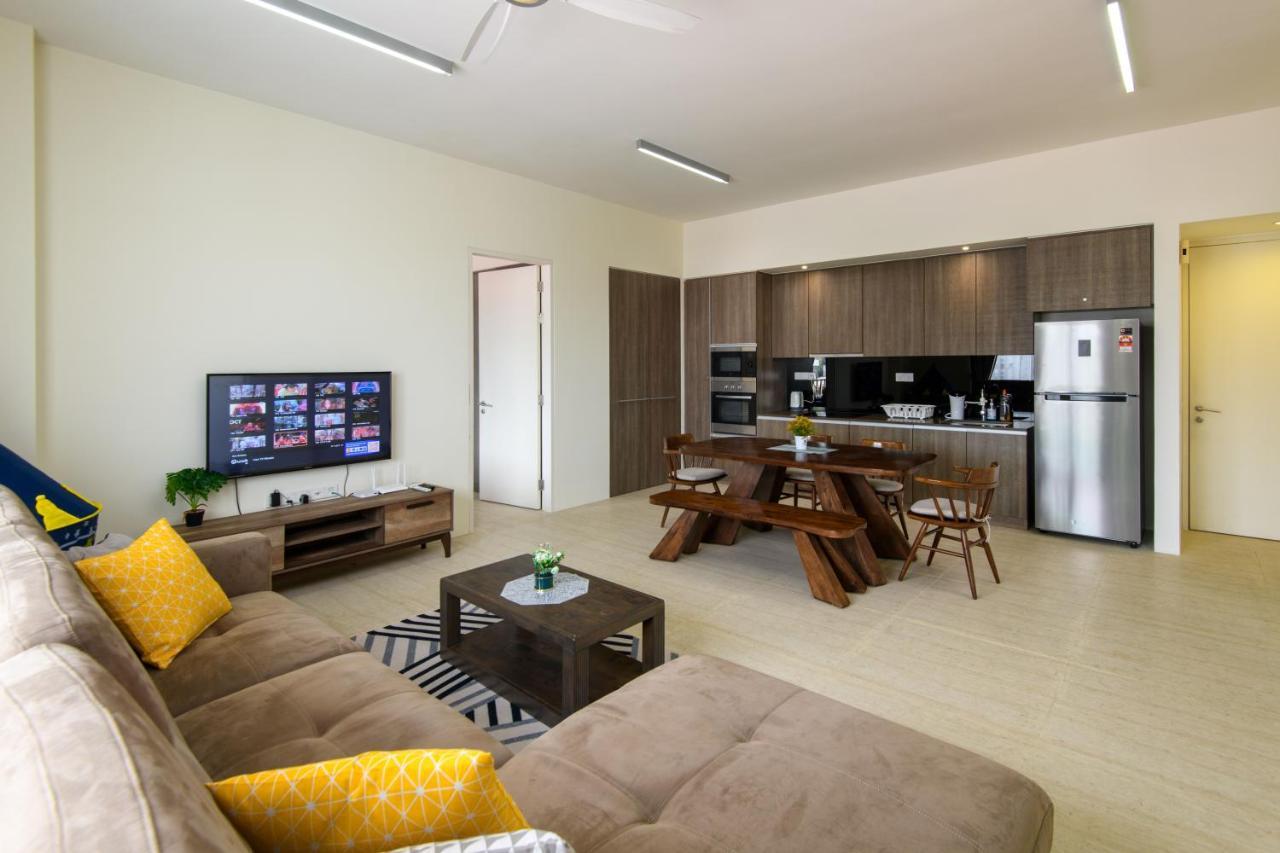 By The Sea Beach Front Apartment Batu Ferringhi Extérieur photo