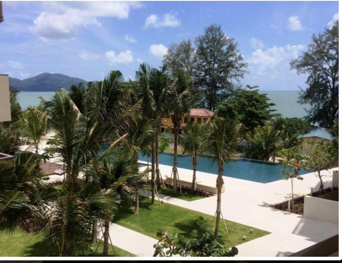 By The Sea Beach Front Apartment Batu Ferringhi Extérieur photo