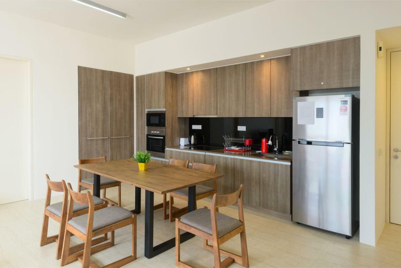 By The Sea Beach Front Apartment Batu Ferringhi Extérieur photo