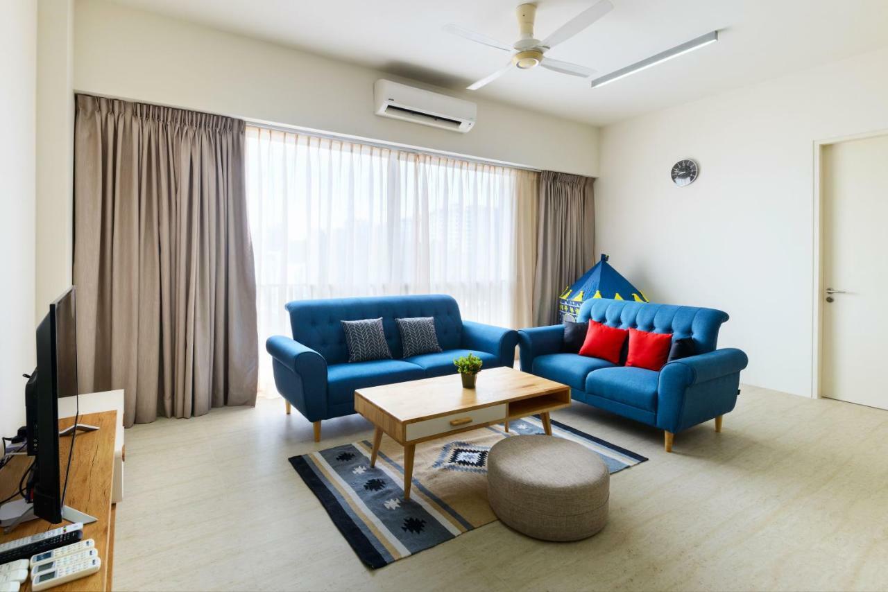 By The Sea Beach Front Apartment Batu Ferringhi Extérieur photo
