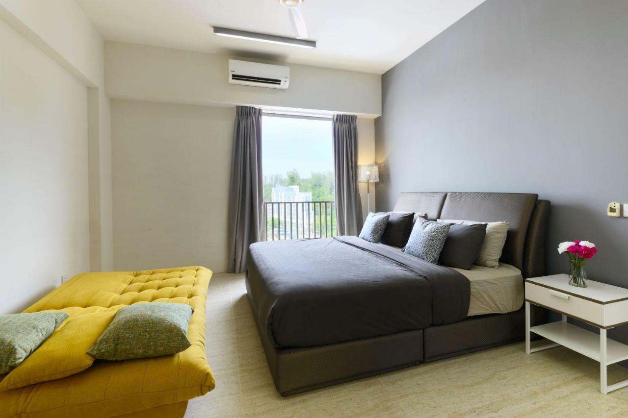 By The Sea Beach Front Apartment Batu Ferringhi Extérieur photo