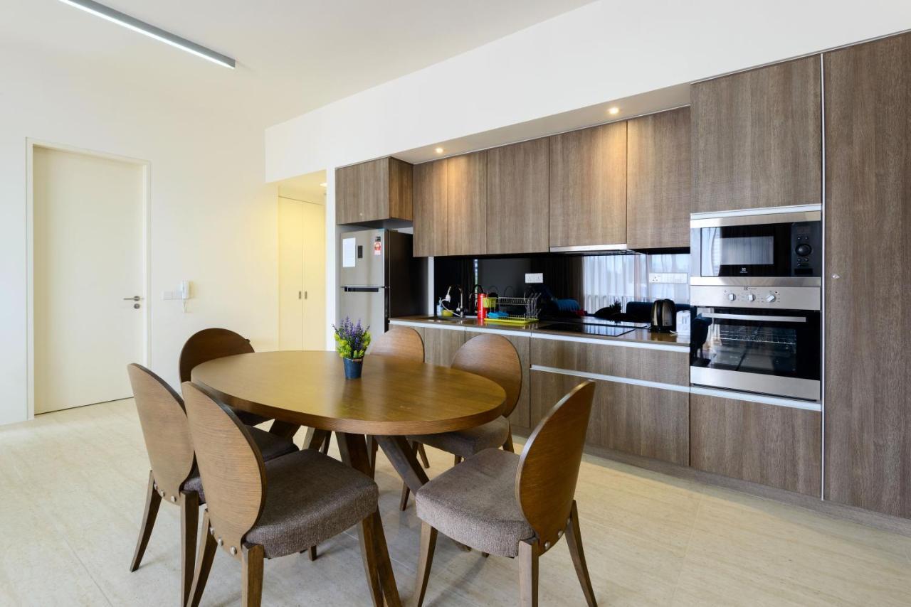 By The Sea Beach Front Apartment Batu Ferringhi Extérieur photo